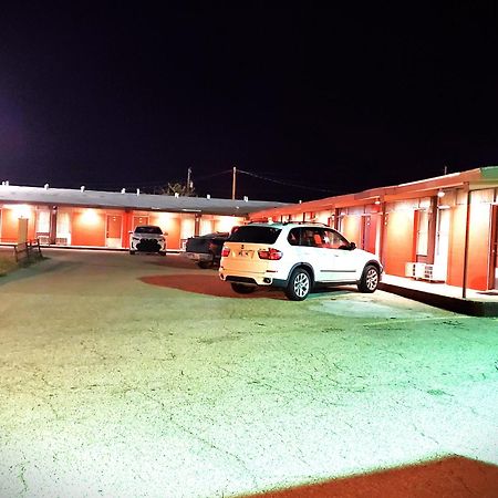 Holiday Host Motel & Rv Park Sonora Dış mekan fotoğraf